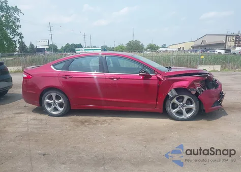 2013 Ford Fusion Se z USA, uszkodzony, nr VIN 3FA6P0H76DR322208